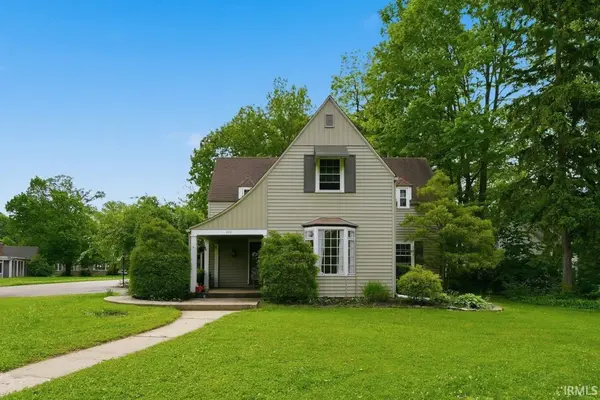 300 S Shady LN, Muncie, IN 47304