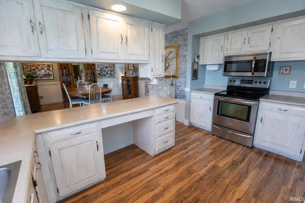 3321 Gregory Farm Village DR, Rochester, IN 46975
