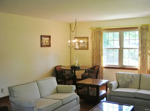 5733 Garden Valley RD, Newburgh, IN 47630