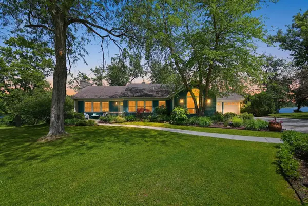 5945 S Woodstrail DR, Columbia City, IN 46725