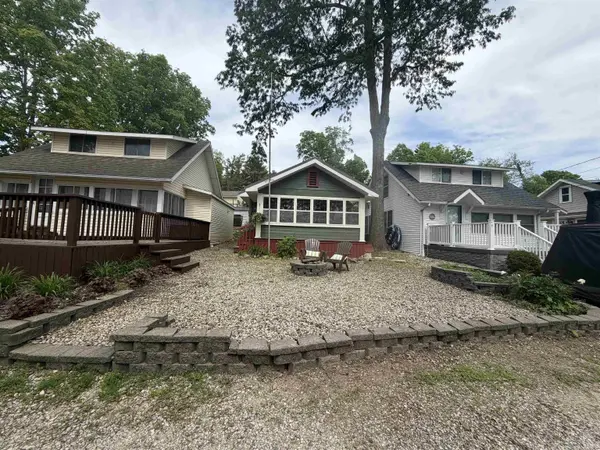 840 Lane 120 ***, Hamilton, IN 46742