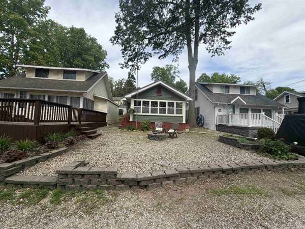840 Lane 120 ***, Hamilton, IN 46742