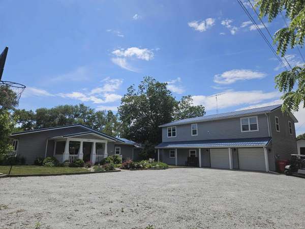 11235 N Lower Lake Shore DR, Monticello, IN 47960-8138