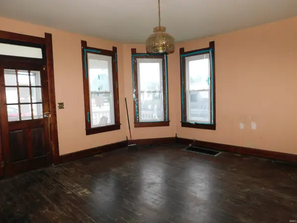 220 S Jefferson ST, Worthington, IN 47471