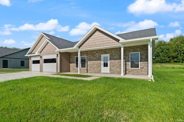 217 Poplar ST, Loogootee, IN 47553