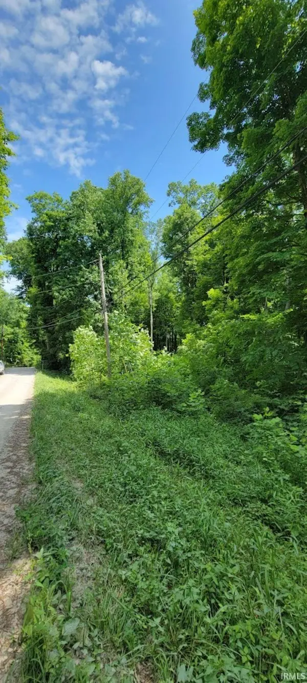 2740 Straight Line RD, Freedom, IN 47431-7290