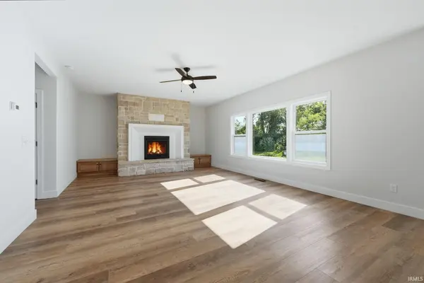 17694 Seahawk LN, Huntertown, IN 46748