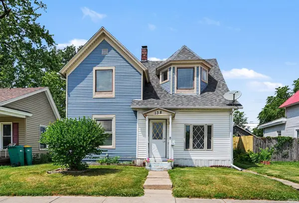 138 W Broadway ST, Mishawaka, IN 46545-6135