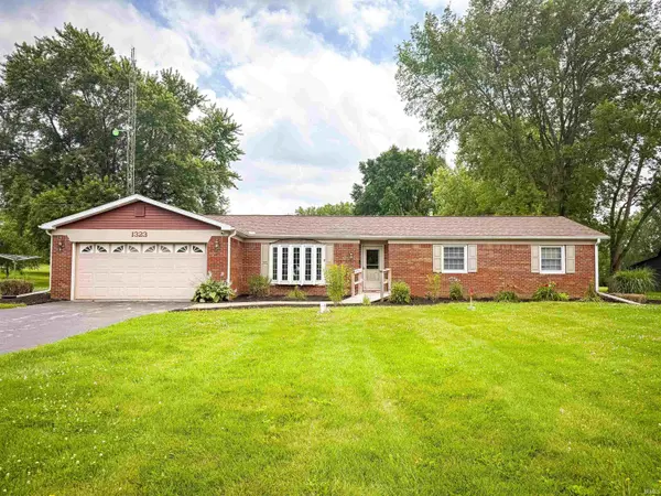 1323 W 200 S ***, Warsaw, IN 46580