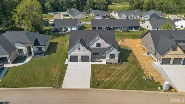 831 Spyglass Hill DR, Bedford, IN 47421