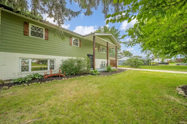 9161 N Raider RD, Middletown, IN 47356-9370