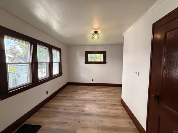 217 Altgeld ST, South Bend, IN 46614