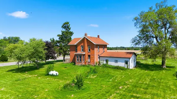 2113 State Road 1 ***, Butler, IN 46721