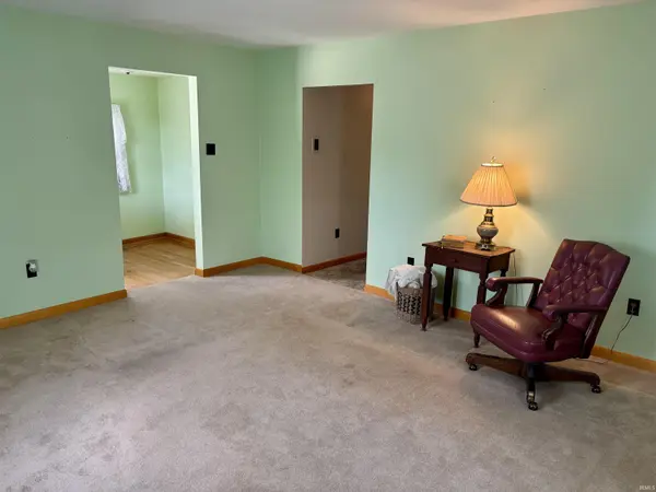 1210 S McKinley Ave AVE, Princeton, IN 47670