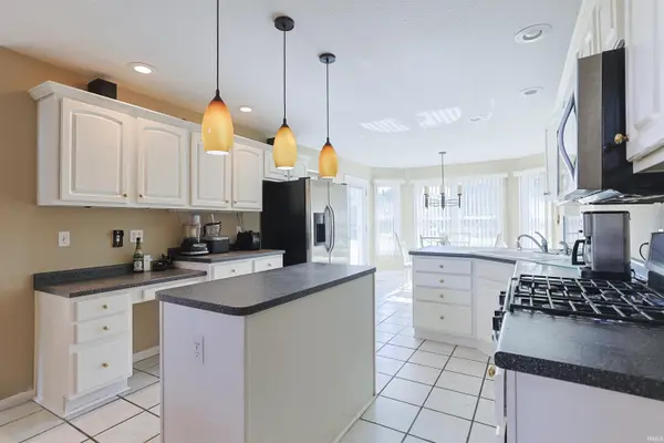 14486 Worthington DR, Granger, IN 46530-8291