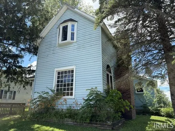 321 W Jay ST, Dunkirk, IN 47336-1118