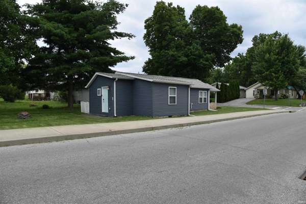 614 W Allen Street ***, Bloomington, IN 47403