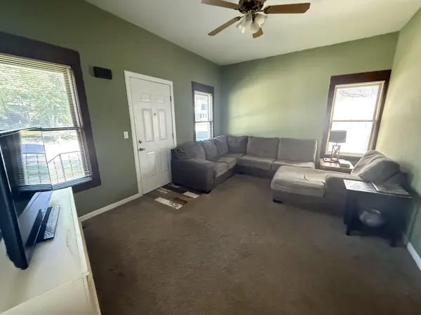 942 Bell AVE, New Haven, IN 46774