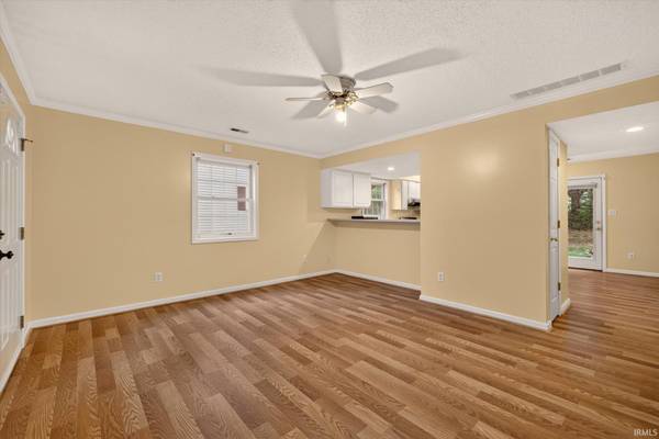 3381 S Oaklawn CIR, Bloomington, IN 47401