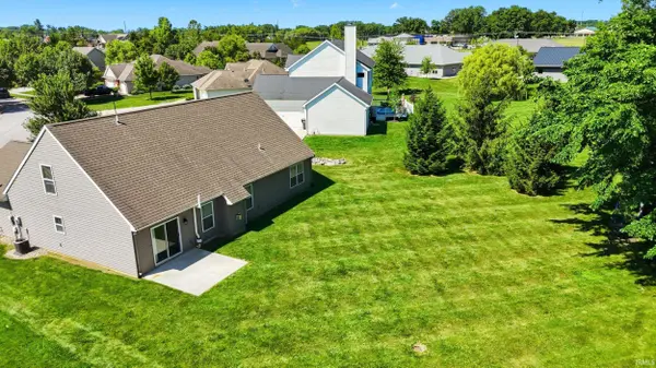 13007 Jade CV, Fort Wayne, IN 46845