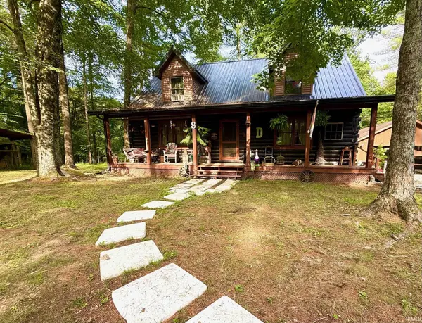 8 Spice Valley CT, Mitchell, IN 47446