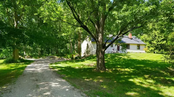 537 E Till RD, Fort Wayne, IN 46825