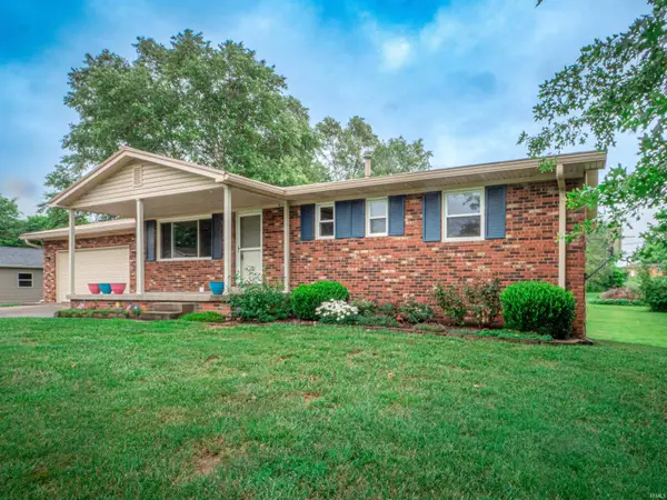 2577 Juanita AVE, Wadesville, IN 47638