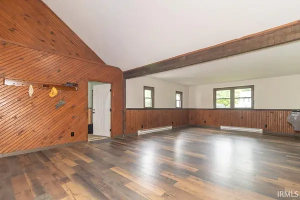 410 Crescent DR, New Castle, IN 47362-1621