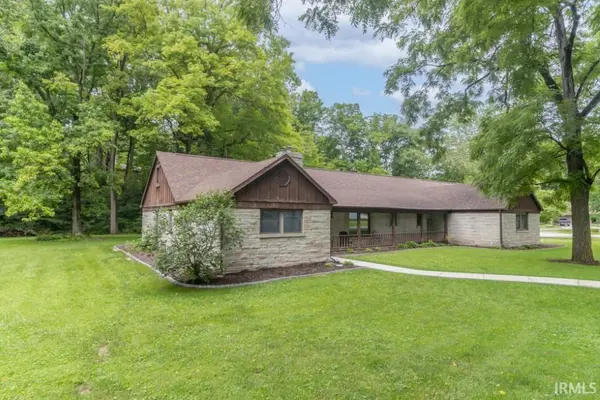 410 Crescent DR, New Castle, IN 47362-1621