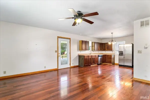 628 S Prince ST, Princeton, IN 47670