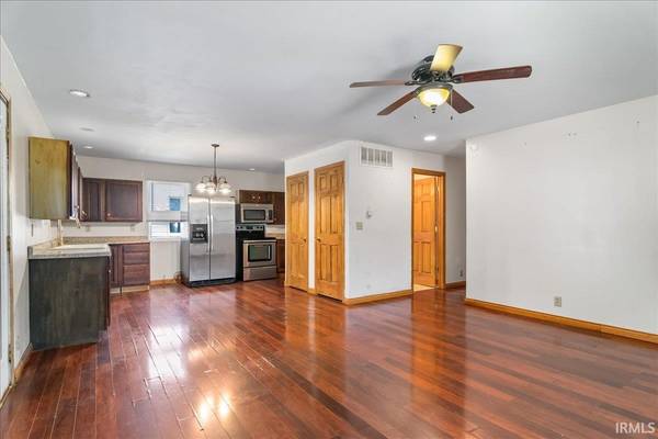 628 S Prince ST, Princeton, IN 47670