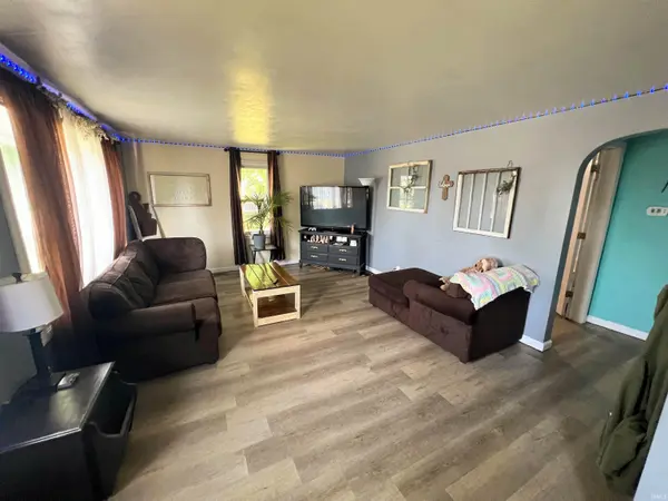 10775 E 1000 N RD, Odon, IN 47562