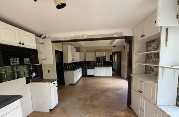3203 S Meridian ST, Marion, IN 46953-4106