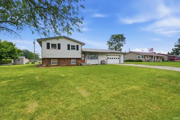 373 N Park LN, Butler, IN 46721