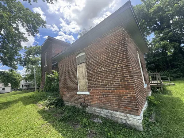 2012 S Washington ST, Marion, IN 46953