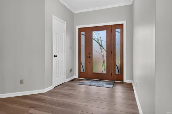 7 Parkwood DR, Logansport, IN 46947