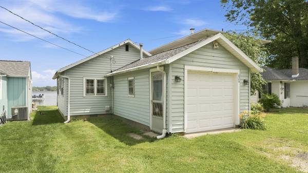 626 E Lakewood AVE, Warsaw, IN 46580