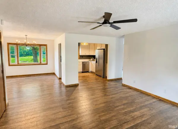 879 Troy RD, Washington, IN 47501