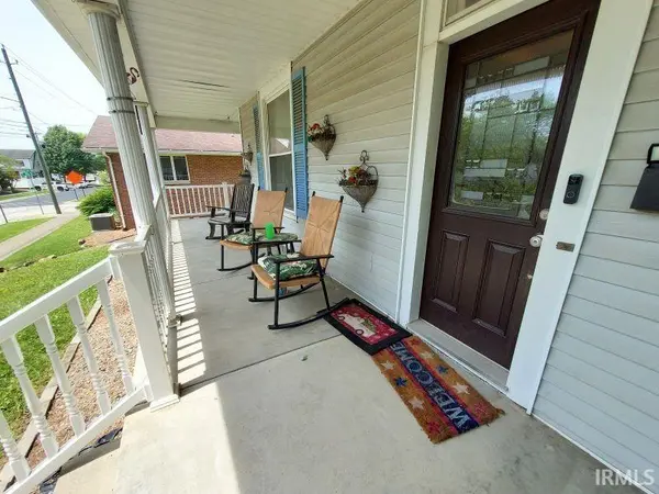 306 E 8th ST, Jasper, IN 47546