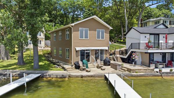 2687 W Sycamore Beach RD, Angola, IN 46703-9070
