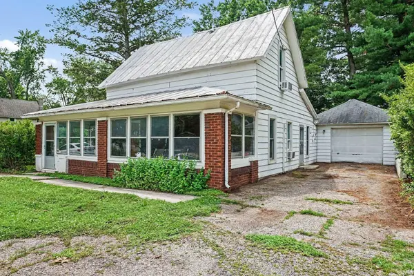 205 N West ST, Milford, IN 46542