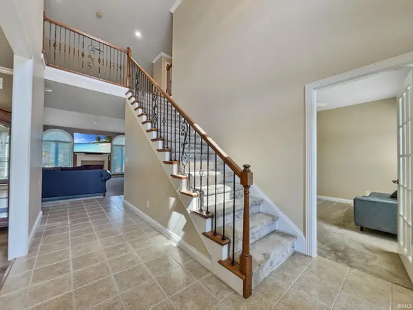 2616 Thornhill DR, Evansville, IN 47725