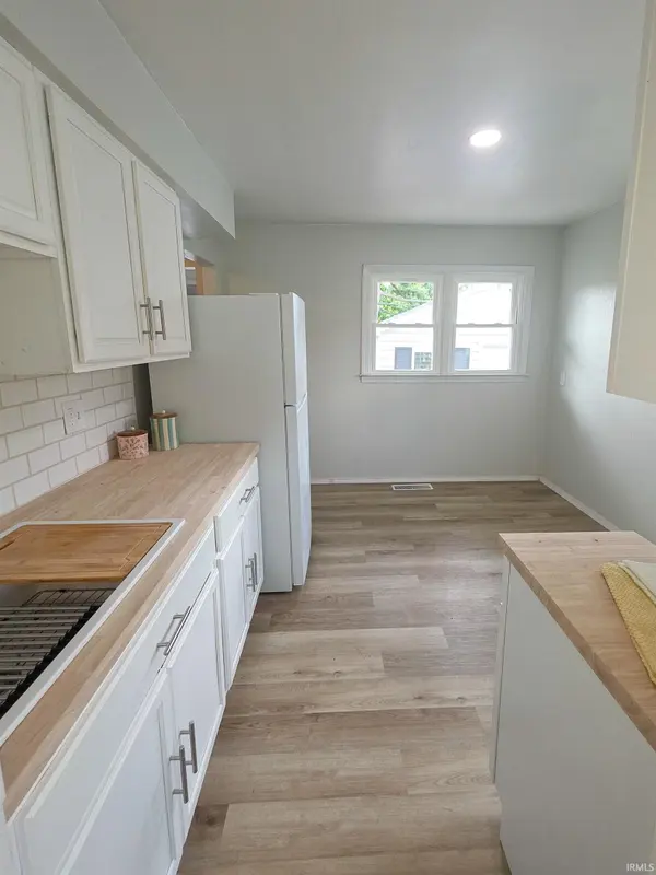 1809 Mcconnell AVE, Evansville, IN 47714-4027