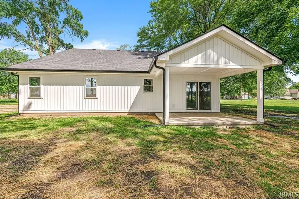 509 W Main ST, Colfax, IN 46035