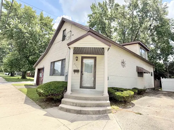 2003 Jefferson ST, Logansport, IN 46947