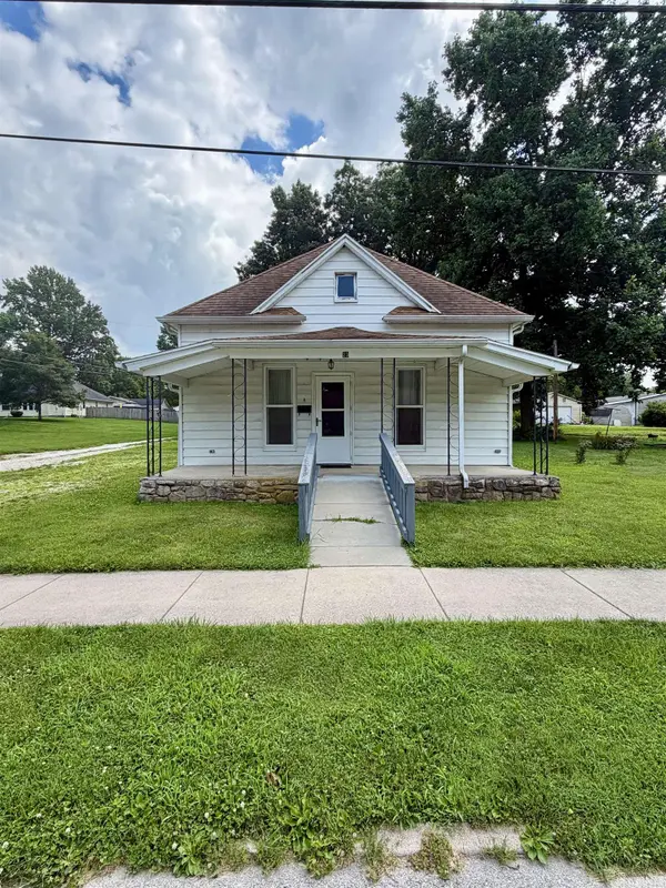 23 W Stump ST, Williamsport, IN 47993