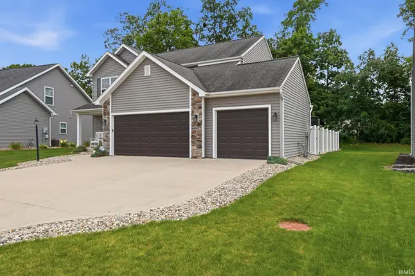 849 Crimson CV, Fort Wayne, IN 46845