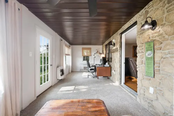 3403 SW Indian Trail Lake RD, Farmland, IN 47340