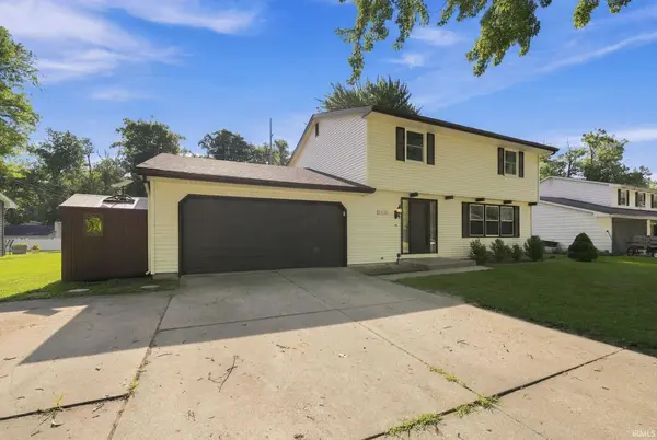 2002 Dominion DR, Fort Wayne, IN 46815-7424