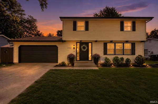 2002 Dominion DR, Fort Wayne, IN 46815-7424
